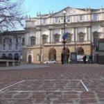 Escultor Italiano vende escultura invisível